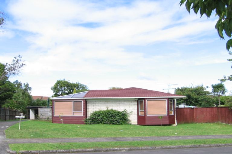 Photo of property in 1/17 Hedge Row, Sunnyhills, Auckland, 2010