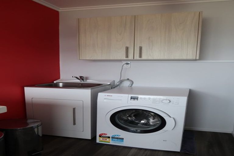 Photo of property in 37b Acacia Avenue, Maungaraki, Lower Hutt, 5010