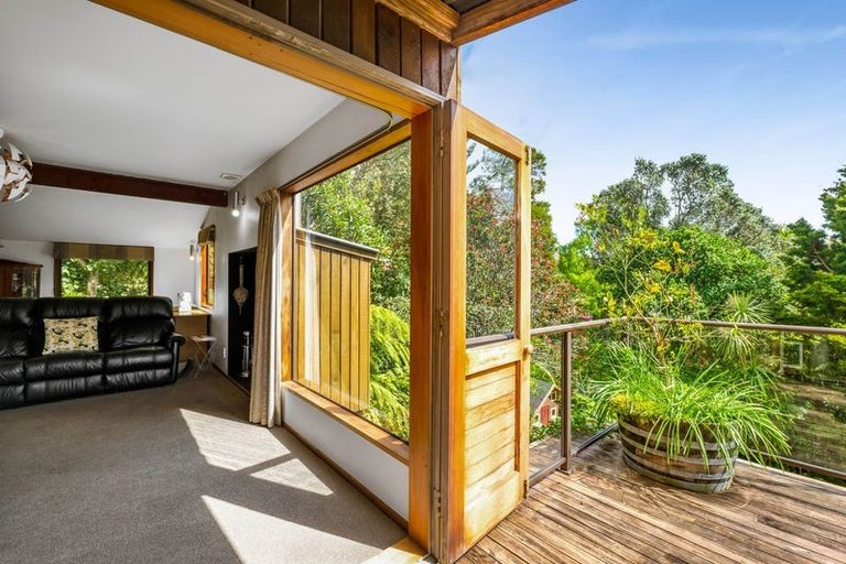 Photo of property in 73d Govett Avenue, Frankleigh Park, New Plymouth, 4310