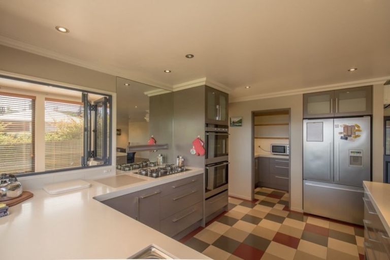 Photo of property in 65 Warren Street, Wanaka, 9305