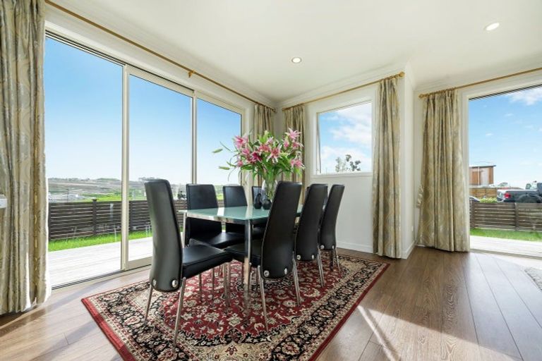 Photo of property in 48 Bounty Road, Long Bay, Auckland, 0630