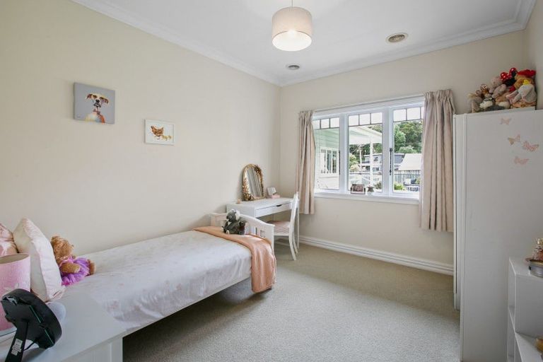 Photo of property in 24a Bracken Street, New Plymouth, 4310