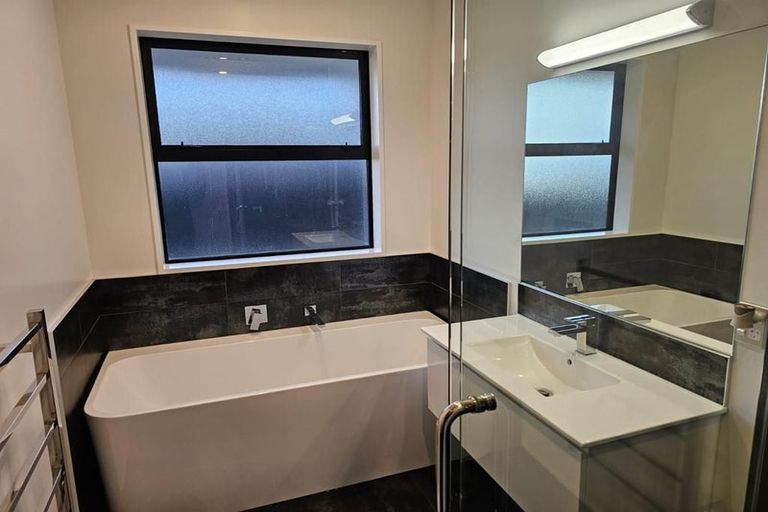 Photo of property in 4 Schofield Lane, Hornby, Christchurch, 8025