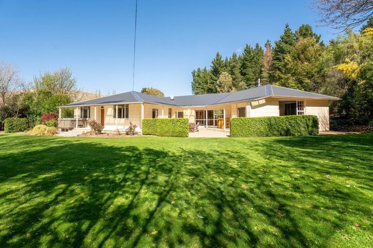 Photo of property in 16 Settlement Road, Kurow, 9435