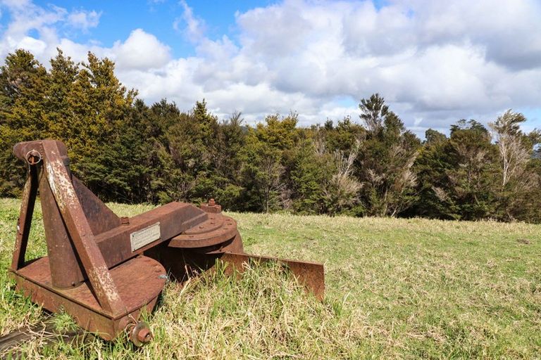 Photo of property in 206 Nelson Road, Hukerenui, Hikurangi, 0182