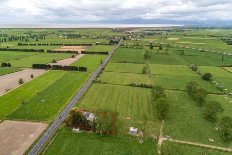 Photo of property in 446 State Highway 25, Waitakaruru, Thames, 3576