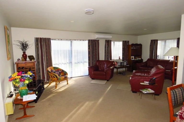 Photo of property in 48 Derby Street, Westport, 7825