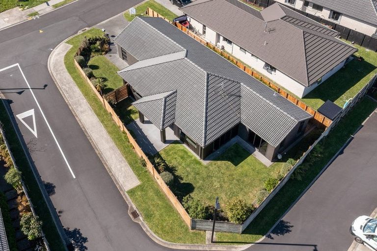 Photo of property in 63 Bert Wall Drive, Omokoroa, 3114