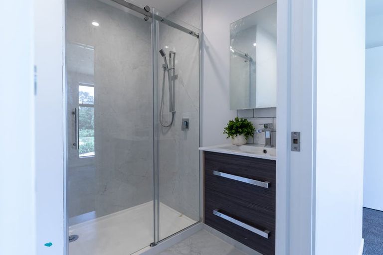 Photo of property in 12 Tuputupu Drive, Kumeu, 0810