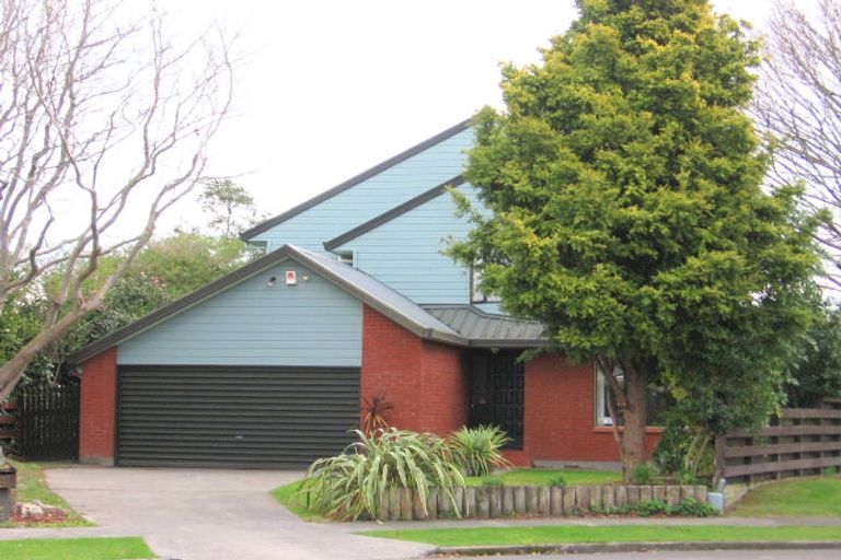 Photo of property in 27 Erin Street, Hokowhitu, Palmerston North, 4410