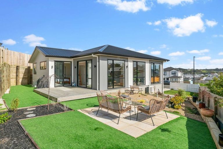 Photo of property in 3 Ta Moko Drive, Gulf Harbour, Whangaparaoa, 0930