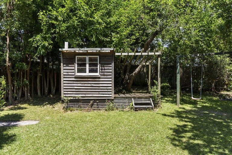 Photo of property in 66 Gledstane Road, Stanmore Bay, Whangaparaoa, 0932