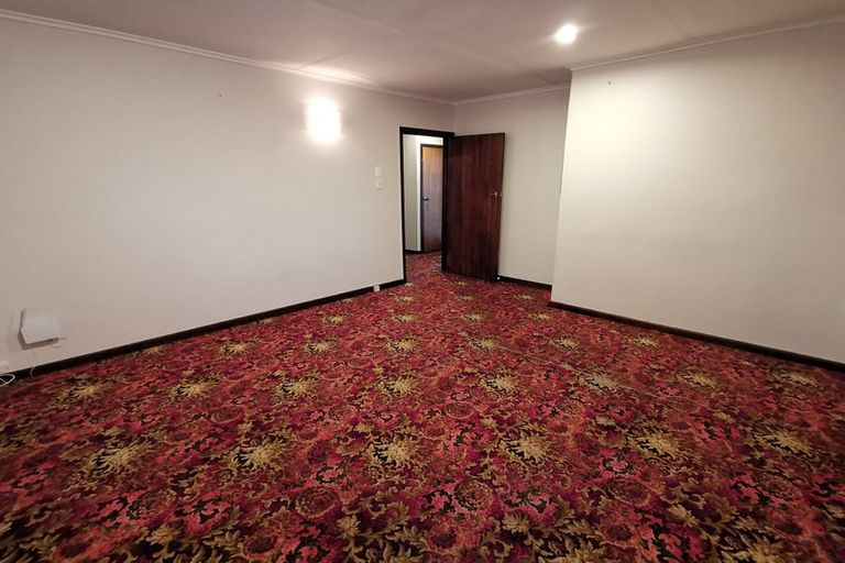 Photo of property in 44 Brandon Road, Glen Eden, Auckland, 0602