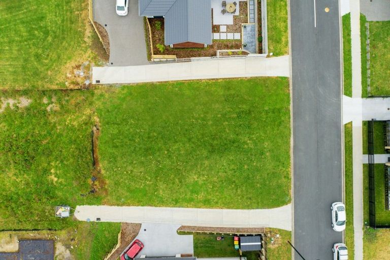 Photo of property in 6 Sam Heywood Place, Pyes Pa, Tauranga, 3112