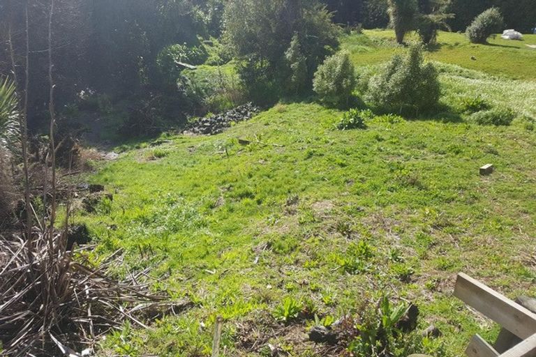 Photo of property in 54a Awaroa Road, Sunnyvale, Auckland, 0612