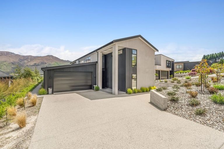 Photo of property in 7 Mills Road, Wanaka, 9305