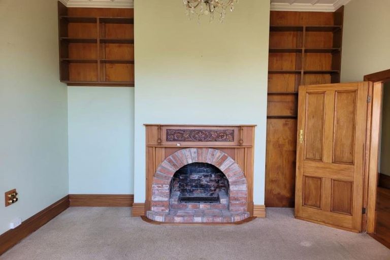 Photo of property in 62 Gover Street, New Plymouth, 4310