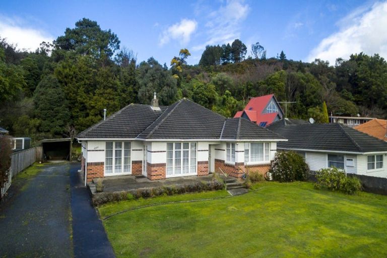 Photo of property in 1022 Fergusson Drive, Clouston Park, Upper Hutt, 5018