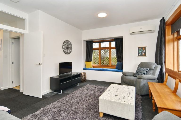 Photo of property in 4 Whitmore Street, Edgeware, Christchurch, 8013
