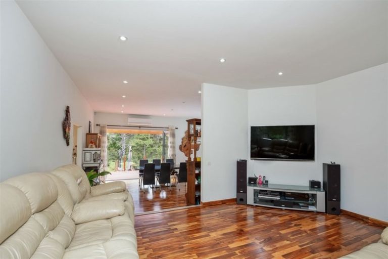 Photo of property in 16 Hobson Heights Road, Lucas Heights, Auckland, 0632