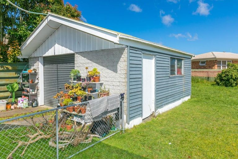 Photo of property in 51 Nevada Road, Silverdale, Hamilton, 3216