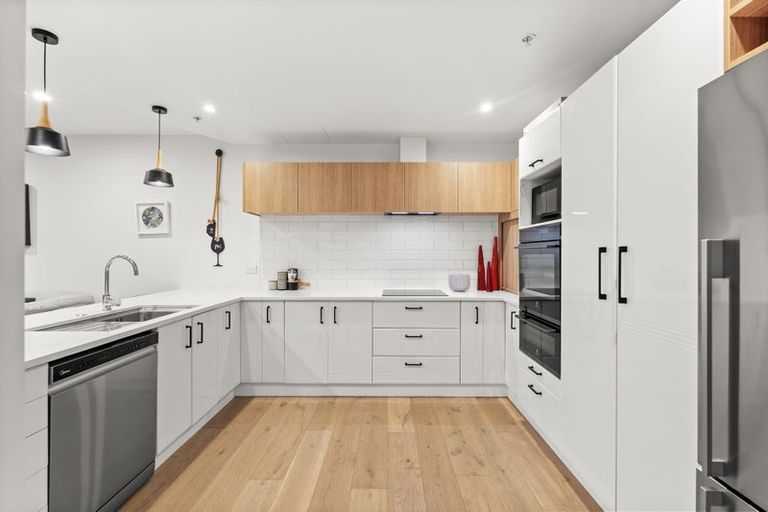 Photo of property in 41 Waterside Crescent, Gulf Harbour, Whangaparaoa, 0930
