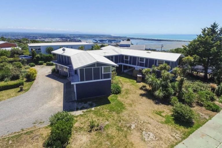 Photo of property in 237 Major Hornbrook Road, Mount Pleasant, Christchurch, 8081