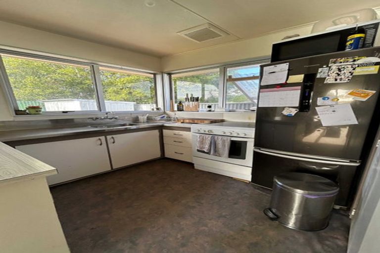 Photo of property in 41 Milverton Avenue, Hokowhitu, Palmerston North, 4410