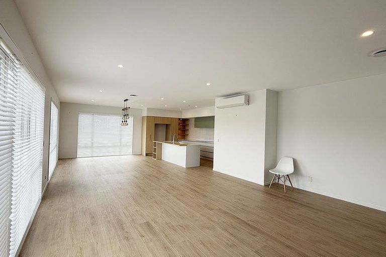 Photo of property in 1 Marine Garden Crescent, Beachlands, Auckland, 2018