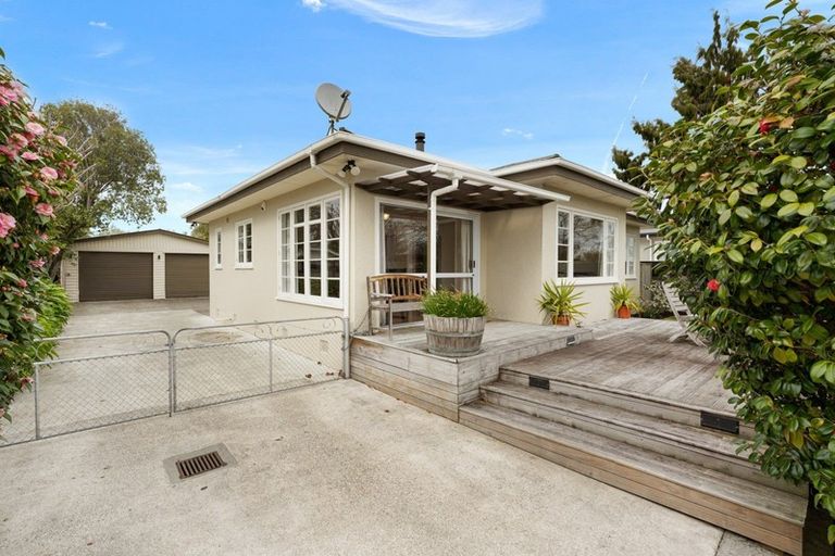 Photo of property in 75 Guy Avenue, Takaro, Palmerston North, 4410