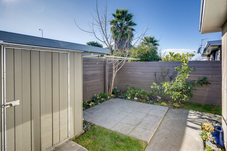 Photo of property in 57 Avenue Road, Greenmeadows, Napier, 4112