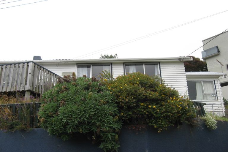 Photo of property in 76 Reserve Terrace, Lyttelton, 8082