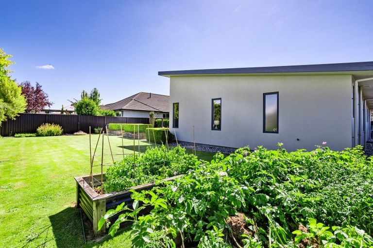 Photo of property in 11 Northside Drive, Waikiwi, Invercargill, 9810