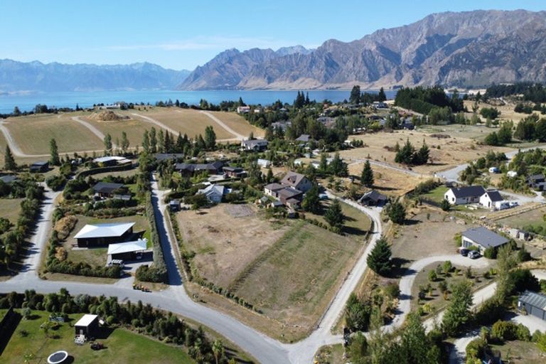 Photo of property in 14a Sam John Place, Lake Hawea, 9382