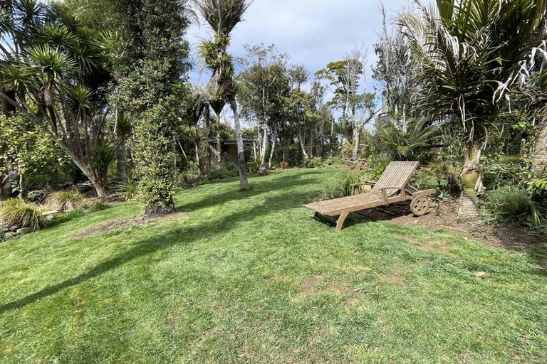 Photo of property in 115-117 Anawhata Road, Anawhata, Auckland, 0772