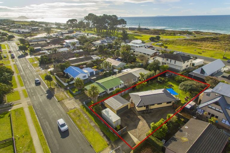 Photo of property in 23 Dickson Road, Papamoa Beach, Papamoa, 3118