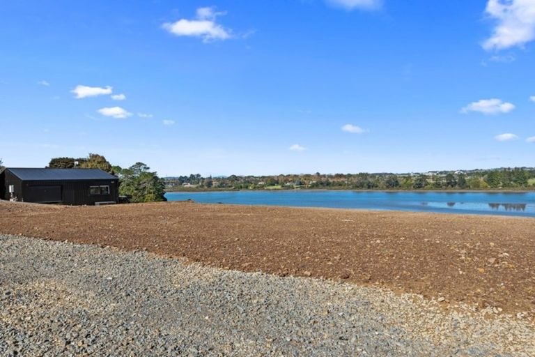 Photo of property in 31 James Paige Lane, Riverhead, 0793