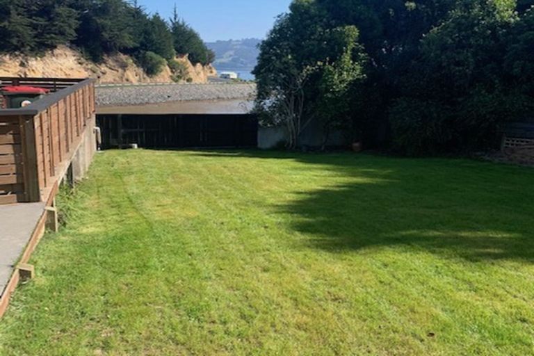 Photo of property in 50 Beaconsfield Road, Portobello, Dunedin, 9014