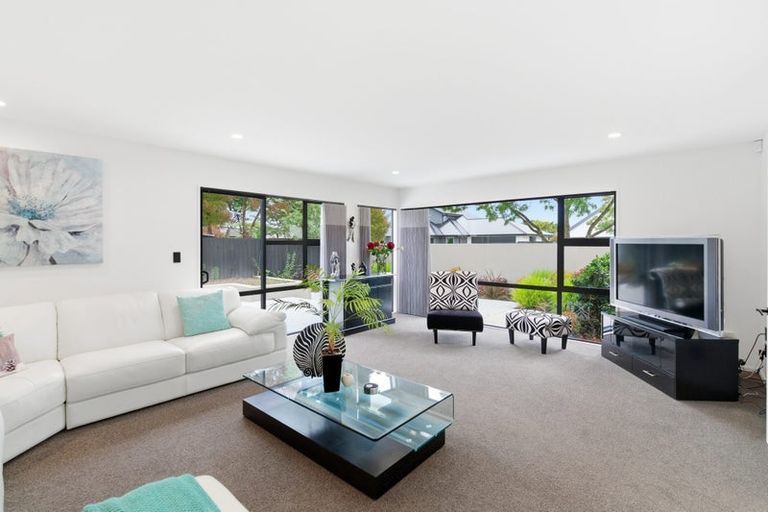 Photo of property in 1 Viceroy Place, Halswell, Christchurch, 8025