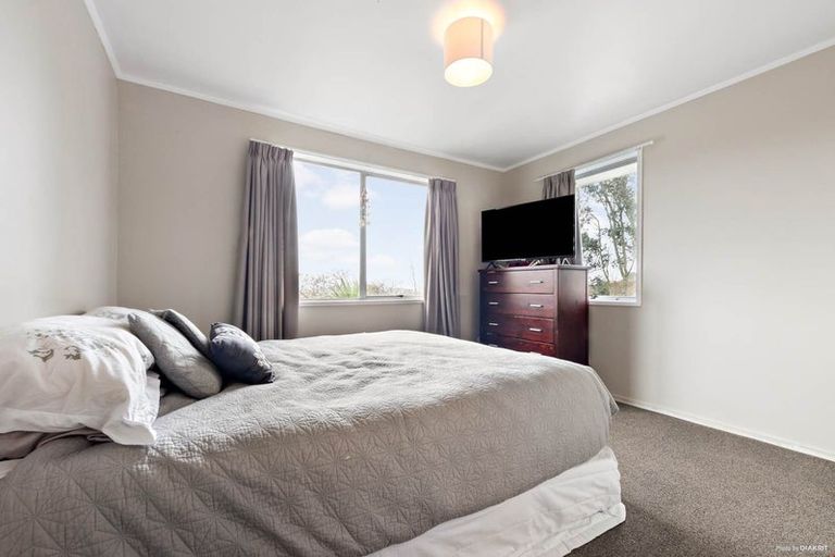 Photo of property in 9 Gallony Avenue, Massey, Auckland, 0614