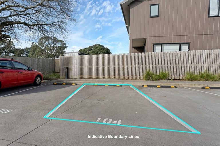 Photo of property in 7 Eileen Newey Place, Henderson, Auckland, 0612