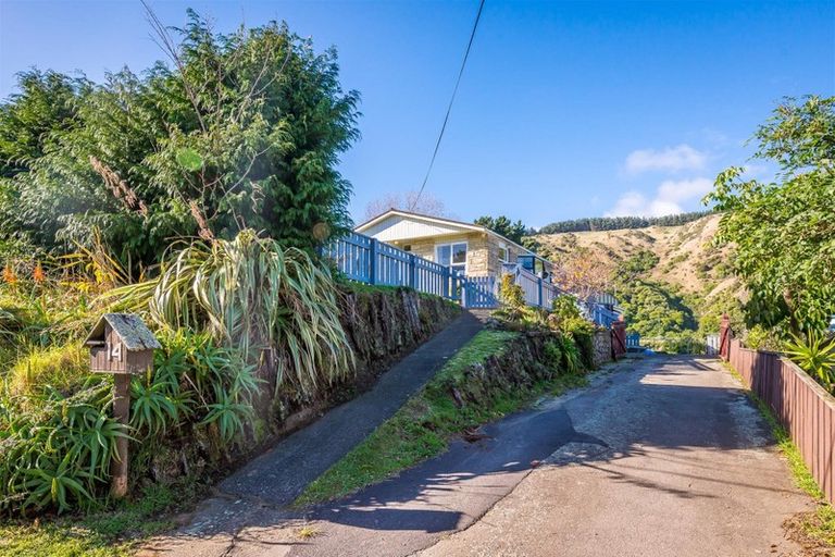 Photo of property in 14 Leinster Avenue, Raumati South, Paraparaumu, 5032