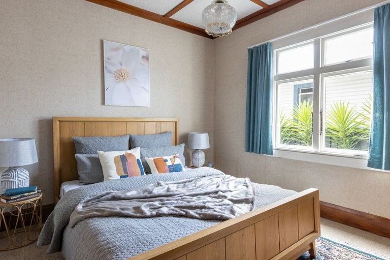 Photo of property in 163 Georges Drive, Napier South, Napier, 4110