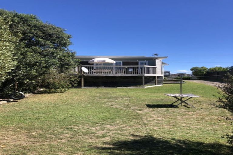 Photo of property in 1277 Papamoa Beach Road, Papamoa Beach, Papamoa, 3118