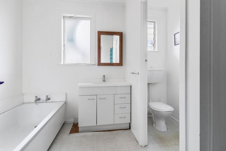 Photo of property in 26 Roseanne Road, Manurewa, Auckland, 2102