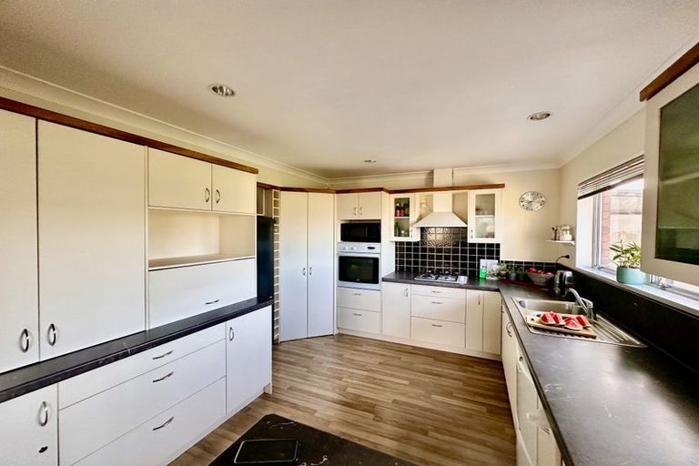 Photo of property in 42 Whitaker Street, Otumoetai, Tauranga, 3110