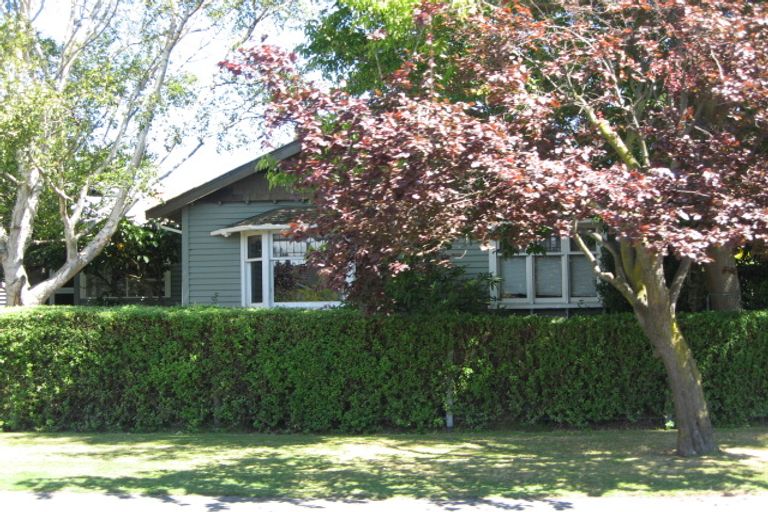 Photo of property in 33 Lindsay Street, St Albans, Christchurch, 8014