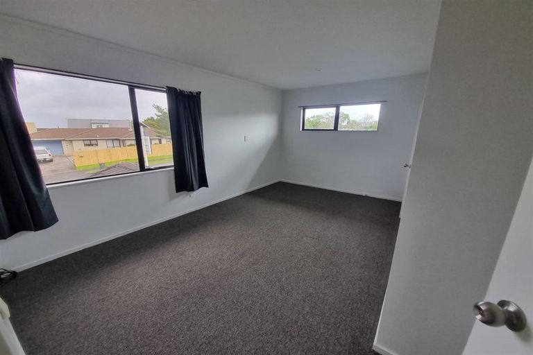 Photo of property in 78 Calluna Crescent, Totara Heights, Auckland, 2105