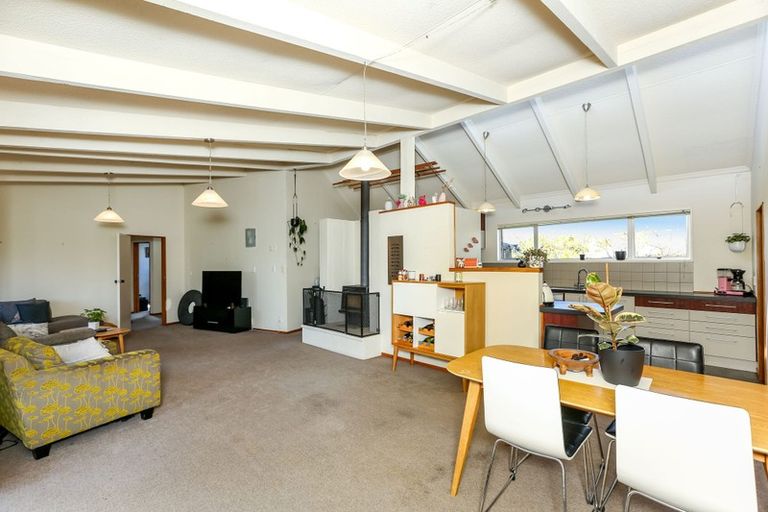 Photo of property in 4 Holloway Road, Omata, New Plymouth, 4374