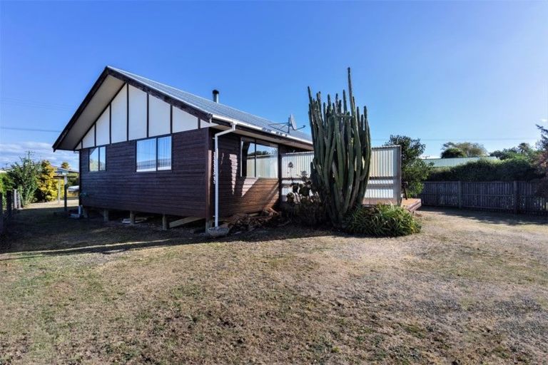Photo of property in 10 White Street, Glenavy, Waimate, 7980